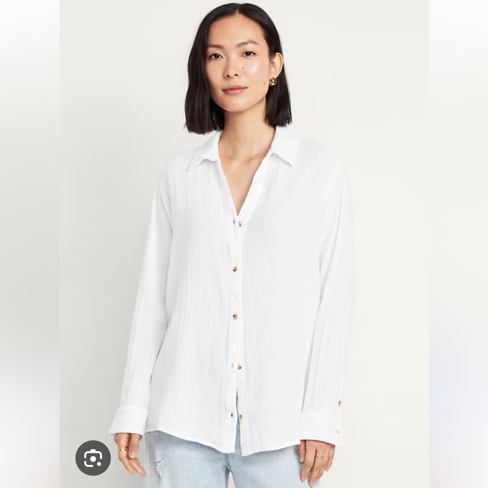 Old Navy White Crinkle Gauze Button-Down Boyfriend Shirt 100% Cotton Size Medium